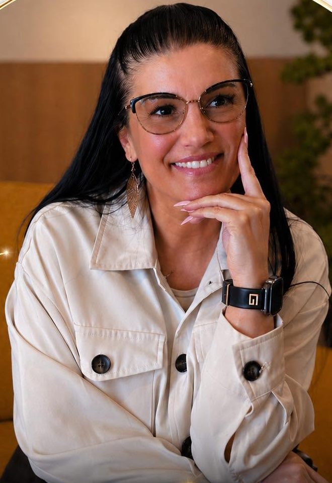 Portrait de Rosa Umina, courtière en crédit hypothécaire à Seraing